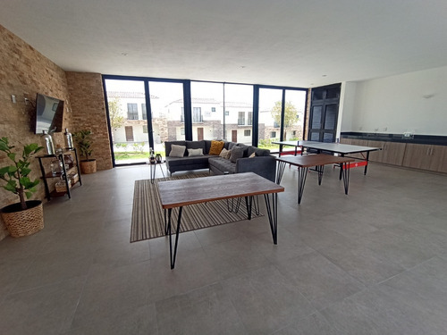 Imagen 21 de 22 de Casa En Venta Queretaro Con Pasillo Lateral Sureste