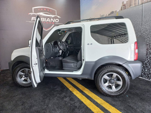 Imagem 5 de 15 de Suzuki Jimny 1.3 4all 4x4 16v Gasolina 2p Manual