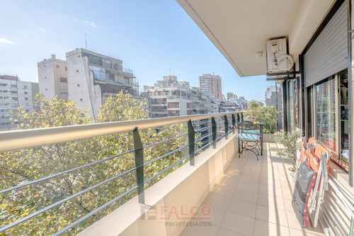 Departamento En Flores - 4 Ambientes - Frente - Balcon - Impecable