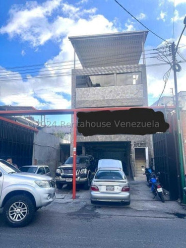 Edificio Comercial En Alquiler En Santa Eduvigis 24-16841 Cs