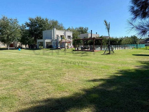 Imagen 8 de 9 de Ruta 2 Km 73 - Haras Del Sur Ii - Casa En Venta - La Plata