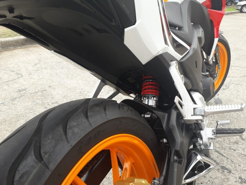 Imagen 12 de 14 de Honda Cb190 R Repsol
