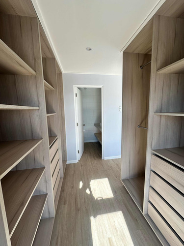 Casa En Arriendo 140 M2, Vista Al Mar En Mantagua