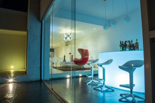 Imagen 5 de 9 de Venta De Bella Casa Minimalista Con Clinica Incluida En Calabozo. 280 M2