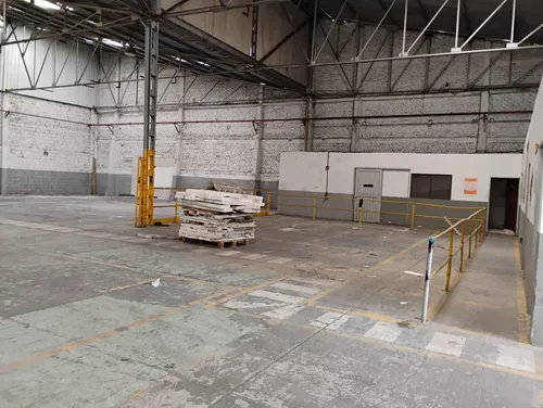 Se Alquila Bodega Barrio Industrial