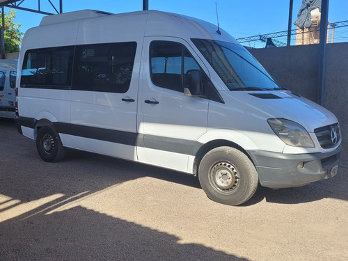 Imagen 6 de 13 de Mercedes-benz Sprinter 2013 2.1 415 Combi 3665 150cv 15+1 Te