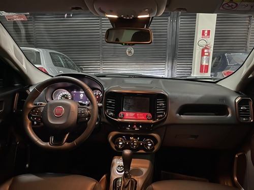 Imagem 8 de 8 de Fiat Toro Volcano 4x4 Diesel