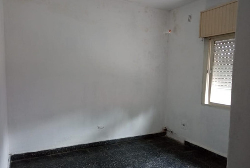 Imagen 6 de 11 de Casa Con Dos Dormitorios En Venta En Ituzaingo Norte