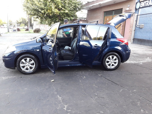 Nissan Tiida 1.8 Tekna 5 P 2011