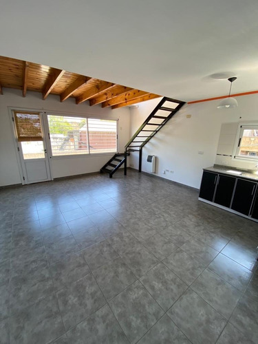 Imagen 12 de 12 de Hermoso Dúplex En Primer Piso