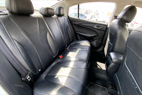 Mg Mg5 2022