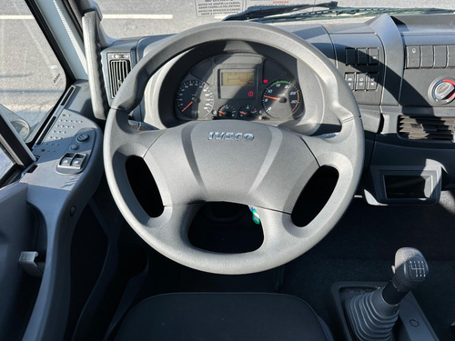 Iveco 24-280 Tector Ano 2023 0km 6x2 = 2425 2426 2429 2430
