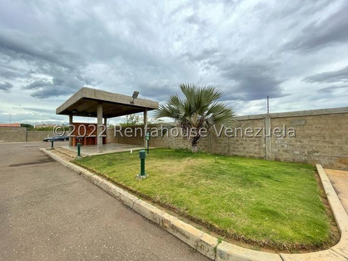 Imagen 18 de 18 de Lindo, Cómodo Y Acogedor Apartamento Ubicado Al Este De La Ciudad 04120656408 Mls 23-9094