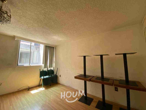 Casa En Real De Las Lomas, Miguel Hidalgo Con 3 Recámaras, 410 M², Id: 138135