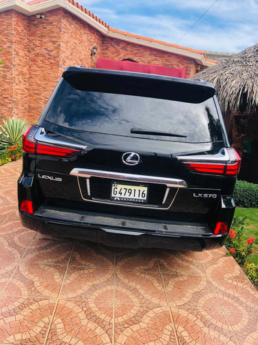 Imagen 10 de 14 de Lexus Lx 570 Full Exsecutiv