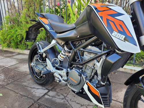 Imagen 11 de 17 de Ktm Duke 200 *impecable*