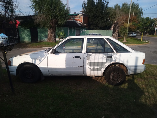 Ford Escort 1.6 Ghia
