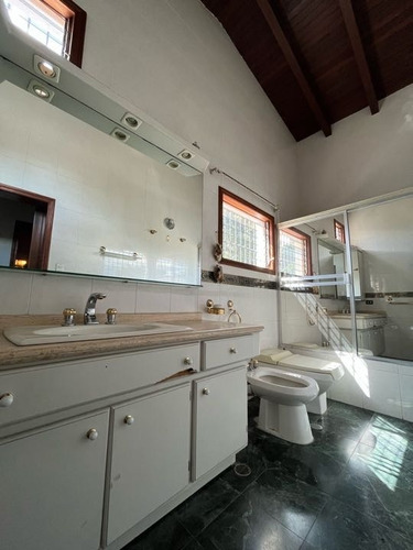 Imagen 20 de 26 de Se Vende Casa 539 M2 5h/5b/6p Santa Paula