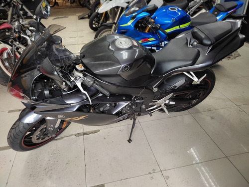 Imagem 5 de 7 de Yamaha Yzf R1
