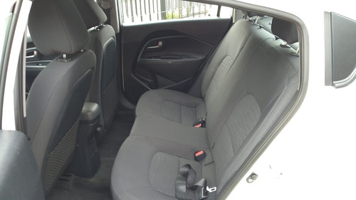 Kia Rio 4 Ex 1.4 At 2016