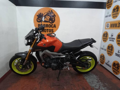 Imagem 2 de 4 de Yamaha Mt Abs C/ Acessórios