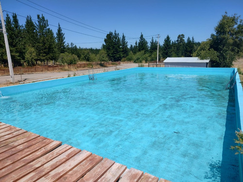 Venta De Parcela Con 2 Cabañas