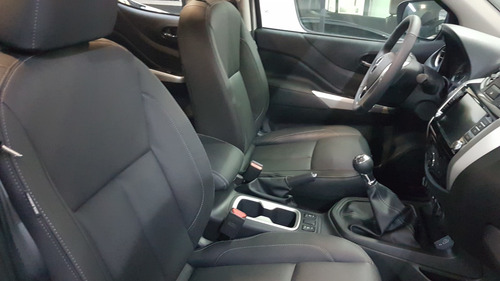 Imagen 6 de 14 de Renault Alaskan 2.3 Bit 16v Iconic Mt 4x4 Stock Fisico (ra)
