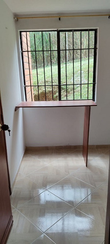 Imagen 7 de 12 de Venta De Apartamento En La Almeria Unidad Cerrada