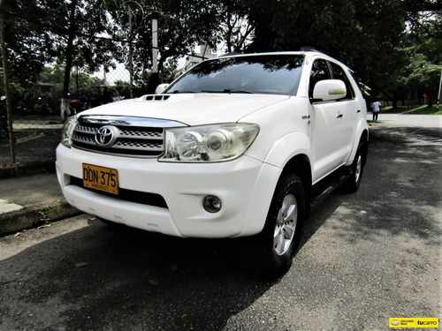 Toyota Fortuner 3.0 Sr5