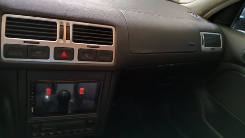 Volkswagen Bora 1.8 Highline T 180cv