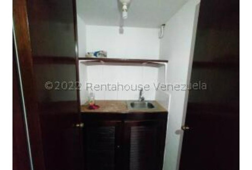 Imagen 17 de 30 de #23-14414 Excelente Casa Para Uso De Oficina En El Rosal