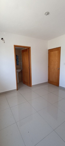 Imagen 4 de 25 de Amplio Apartamento Con Terraza