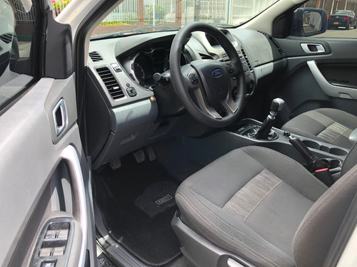 Ford Ranger Xlt 4x4 2200cc Tdi Mt Aa Ab Dh