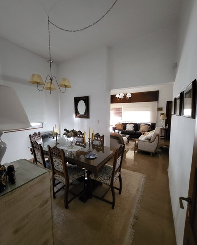 Imagen 7 de 20 de Jardin Espinosa, Casa De 4 Dormitorios En Venta, Pileta, Quincho, 4 Baños