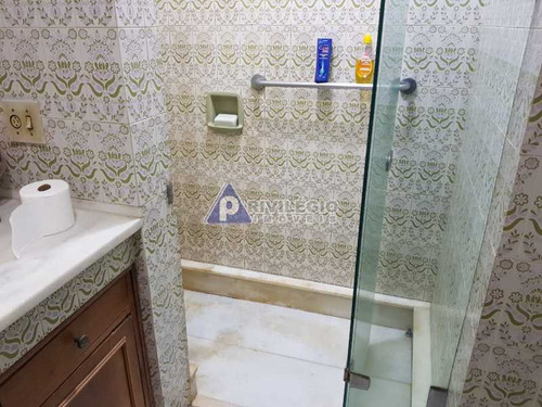 Apartamento À Venda, 3 Quartos, 1 Vaga, Copacabana - Rio De Janeiro/rj - 7004