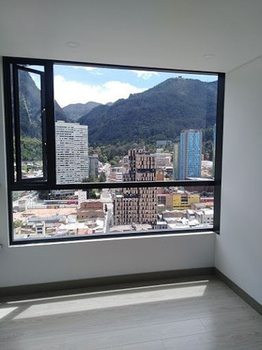 Imagen 10 de 23 de Apartamento En Arriendo Las Aguas 90-64580