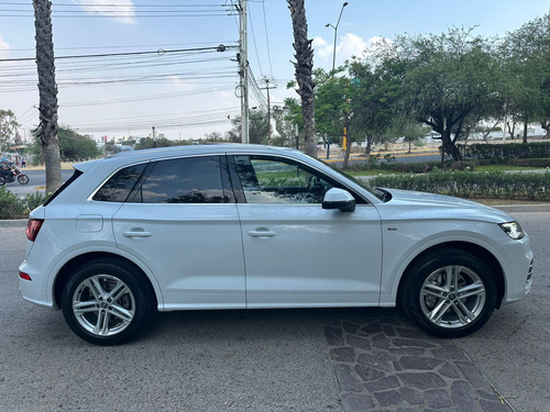 Audi Q5 2.0 L T S Line Dsg
