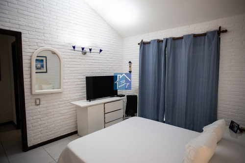 Casa En Jardines De Córdoba!- Ref: 1071