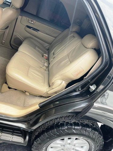 Imagen 8 de 9 de Toyota Fortuner Sr 2012 4x4 Automático