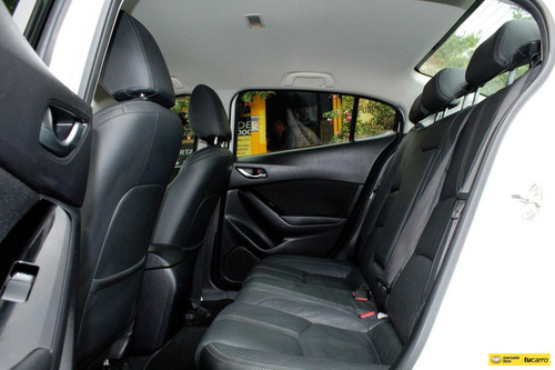 Mazda 3 2.0 Touring