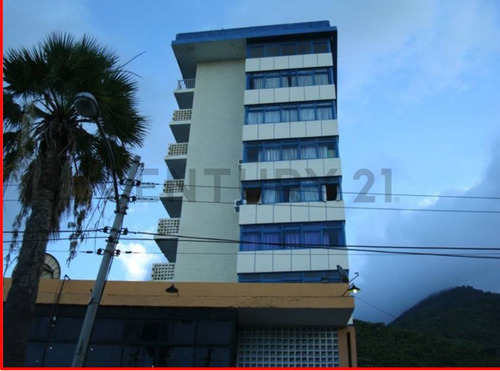 Oportunidad De Inversión. En Ventas Edificios Y Terrenos Anexos Del Hotel Macuto