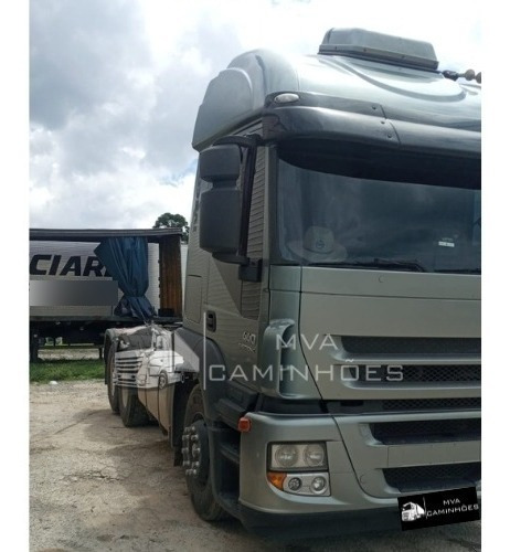 Imagem 3 de 8 de Caminhão Iveco Strallis 440 6x2 Ano 2014