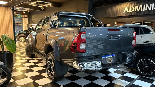 Toyota Hilux Pick-Up 2.8 Cd Srx 204Cv 4X4 At