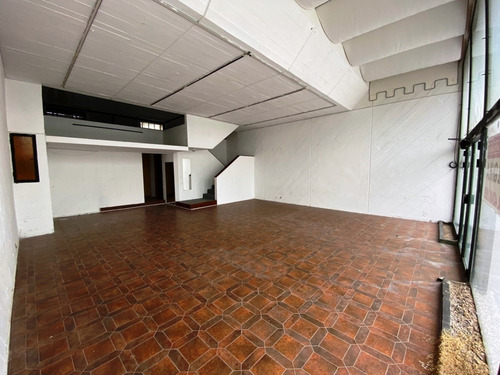 Alquila Excelente Local Comercial!!!- Ref: 2473