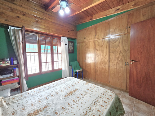 Venta Casa 2 Dormitorios Villa Floresta Con Cochera