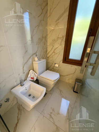 Casa 5 Ambientes Con Pileta En Venta - Fincas De Iraola I