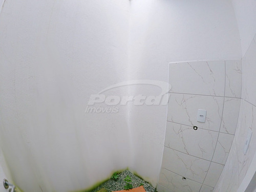 Sobrado Com 2 Dormitórios E 1 Vaga De Garagem Bairro Nossa Senhora Da Paz E Próximo Escola, Creche, Posto De Saúde Distancia Do Mar A 2km - 3578968v