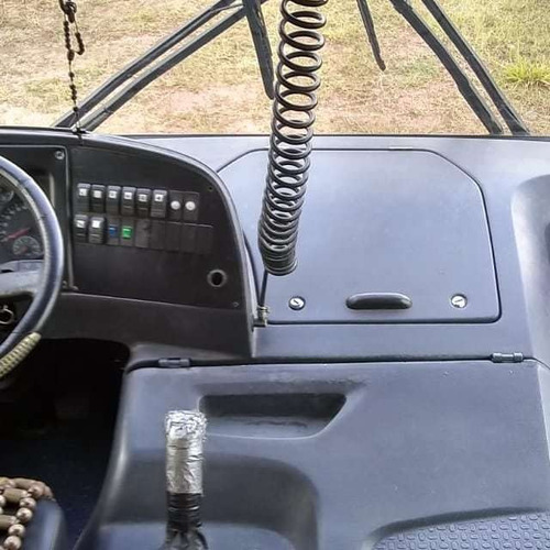 Imagem 4 de 5 de Volkswagen Neobus Thunder Mais