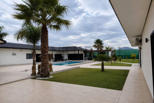Se Vende Parcela Con 2 Casas En Talagante