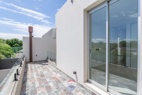 Venta Cañuelas Chico Duplex 3 Dorm. A Estrenar Cba